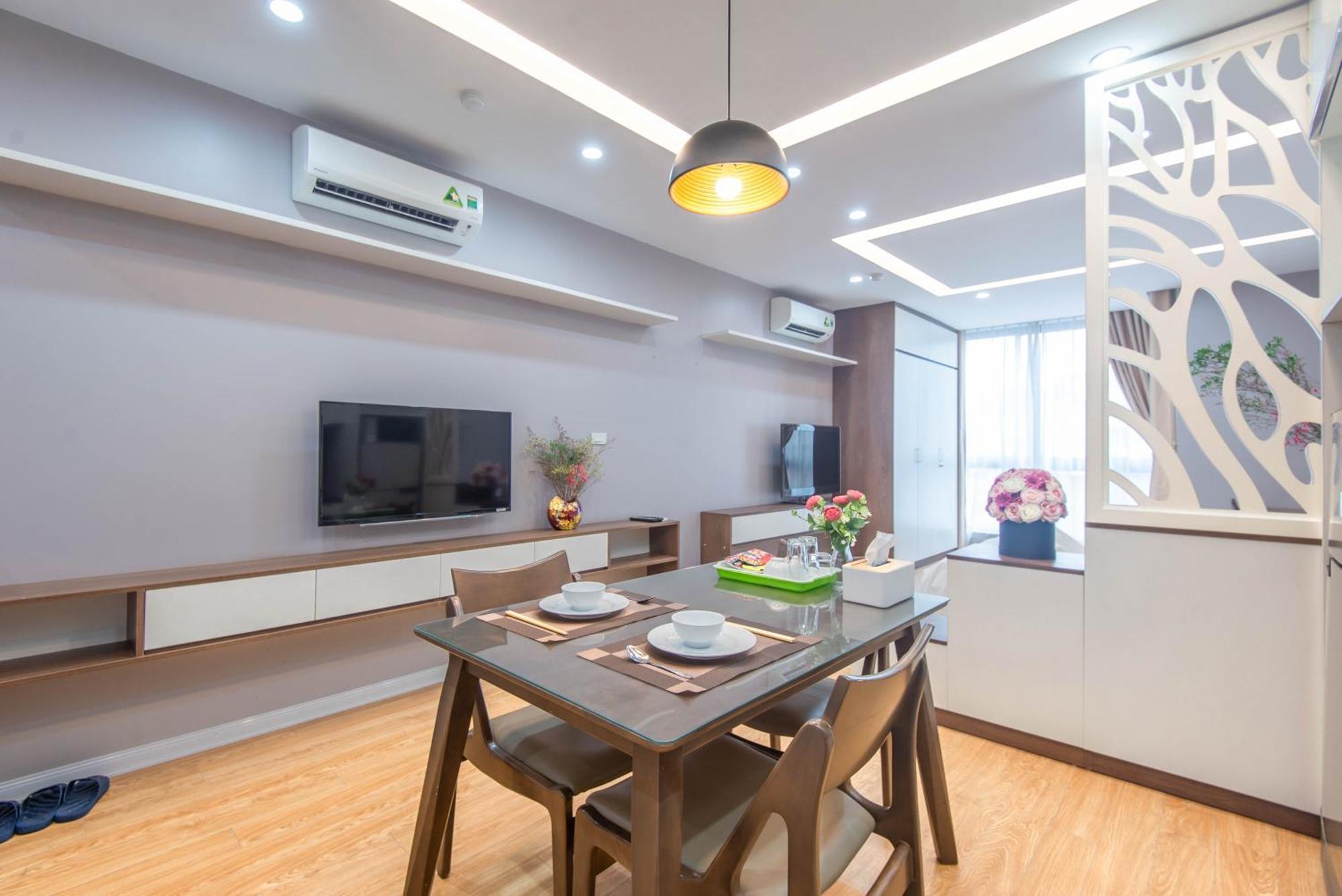 22Housing Linh Lang Hotel & Residence Hanoi Exterior foto